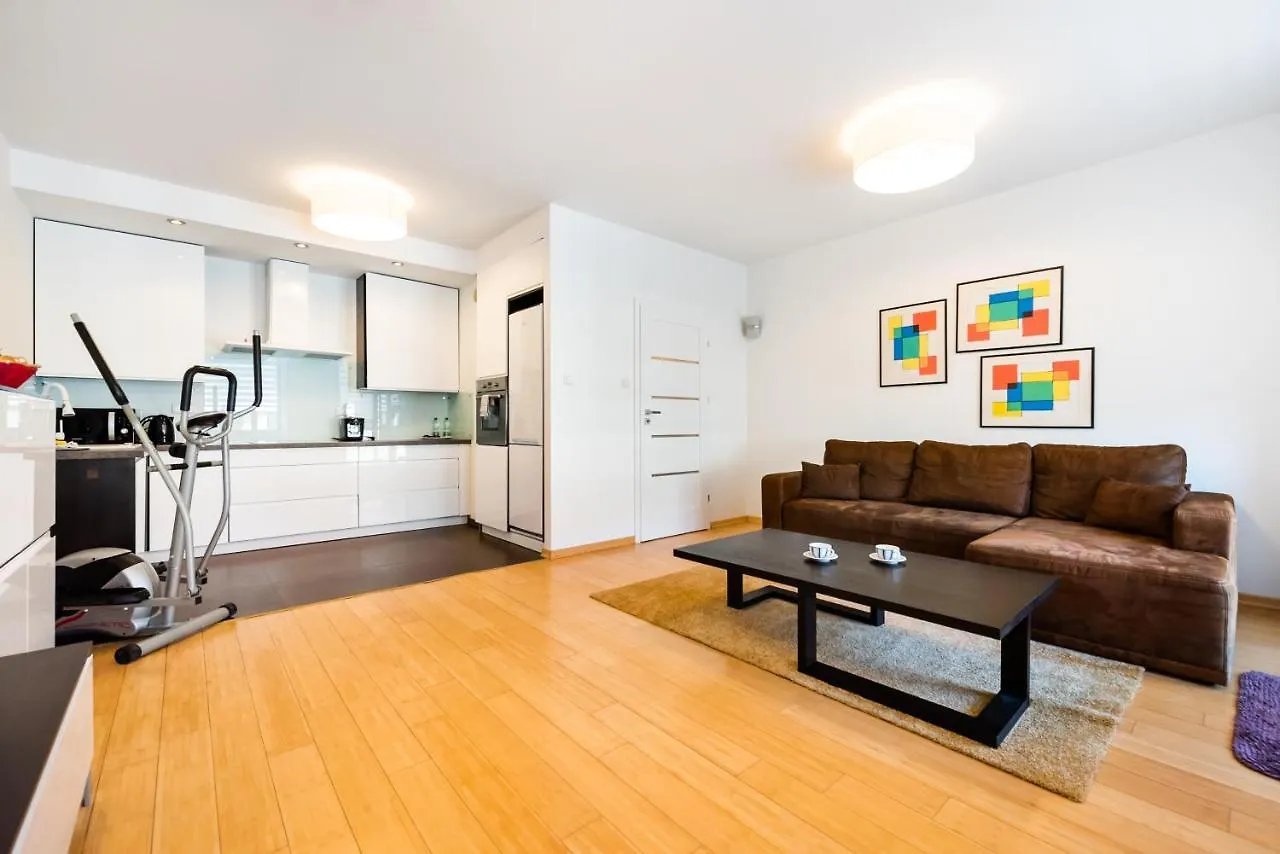Mokotow Sunlight Apartment Warsaw